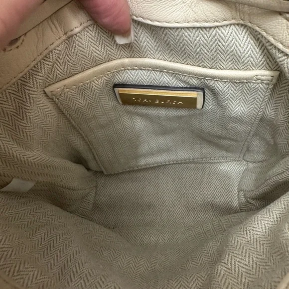 Tory Burch Bucket Bag - Picture 3 of 4